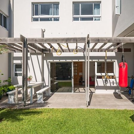 Ocean12 Guesthouse Sunset Beach Cape Town Bagian luar foto