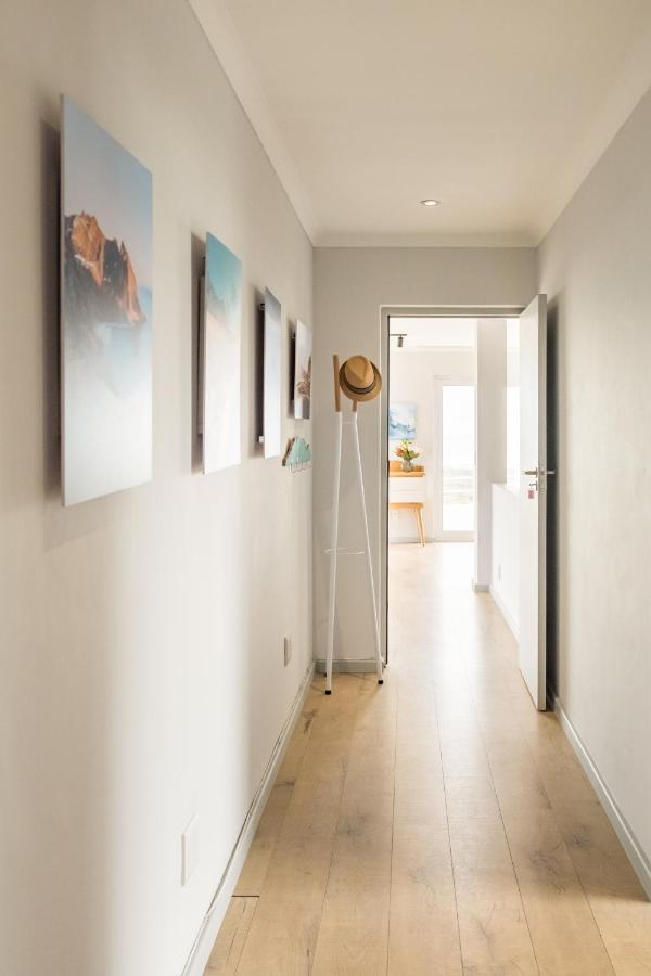 Ocean12 Guesthouse Sunset Beach Cape Town Bagian luar foto