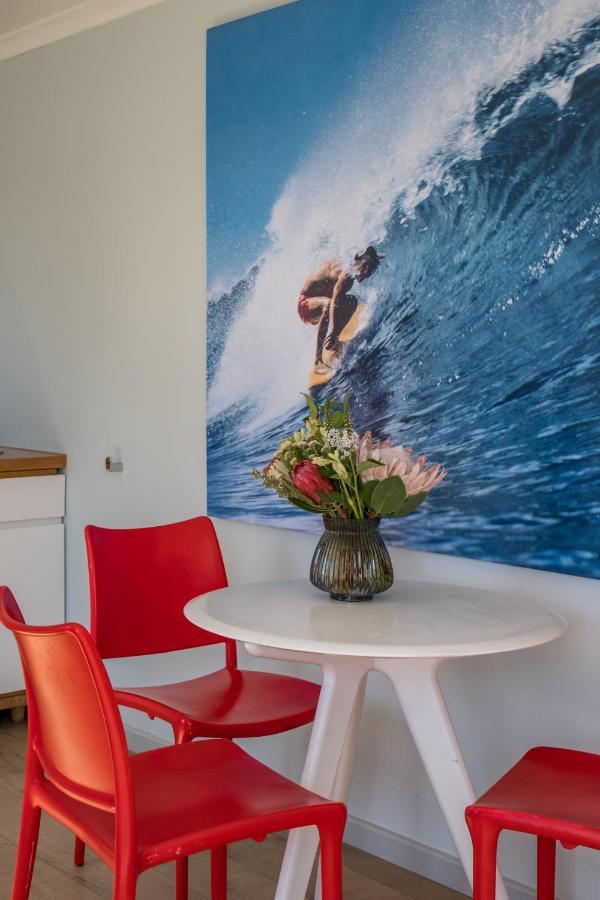Ocean12 Guesthouse Sunset Beach Cape Town Bagian luar foto