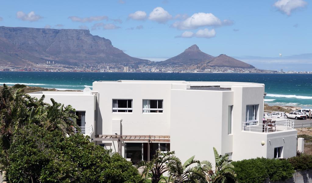 Ocean12 Guesthouse Sunset Beach Cape Town Bagian luar foto